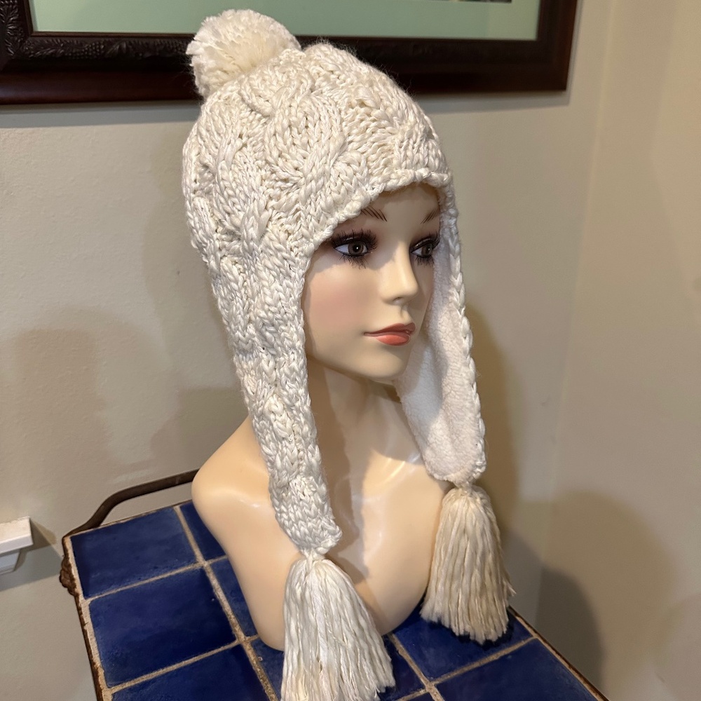 White Cable Knitted Hat - One Size